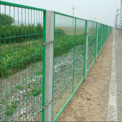 公路围栏网.jpg