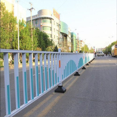 贵州交通护栏.jpg