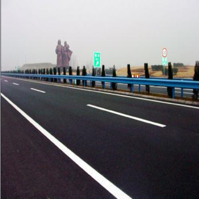 高速公路围栏.jpg